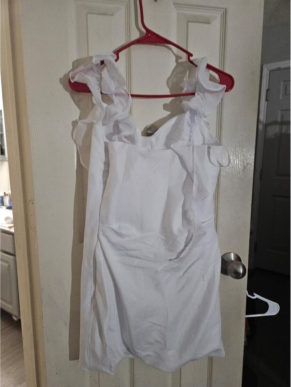 Tulle Mini Dress LAYERS COCKTAIL PROM white. Size 8 ruffle sleeve new